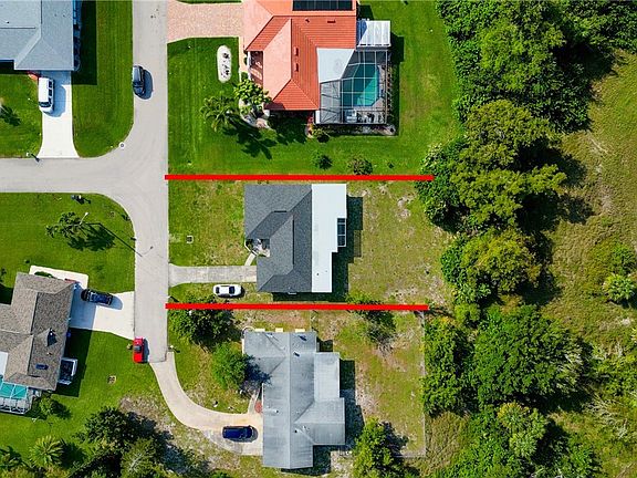 5th image of 4108 SE 8th Ave