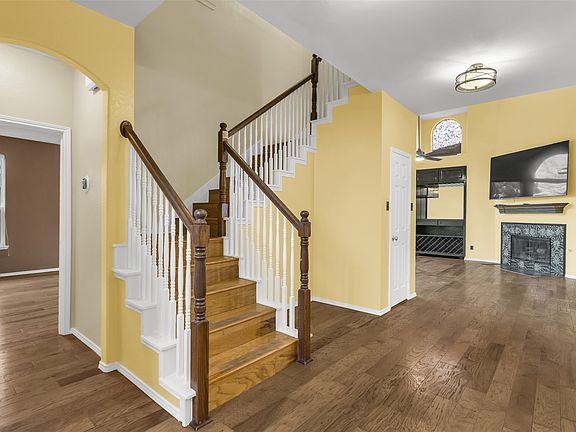 4th image of 3020 Garden Ridge Ct