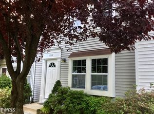 6208 Hillside Rd, Springfield, VA 22152