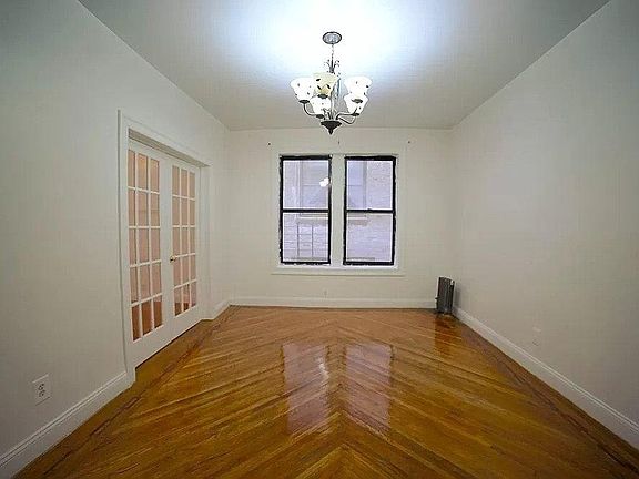 3rd image of 647 W 172nd St APT 21