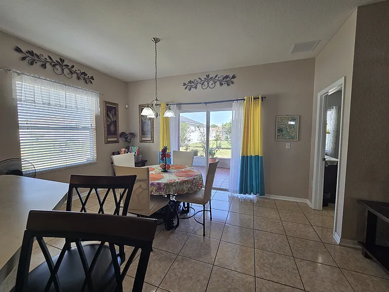 219 Cloverdale Rd — Photo 13