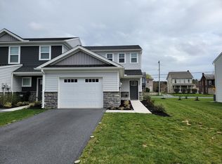 13 Cobblestone Ct, Stevens, PA 17578