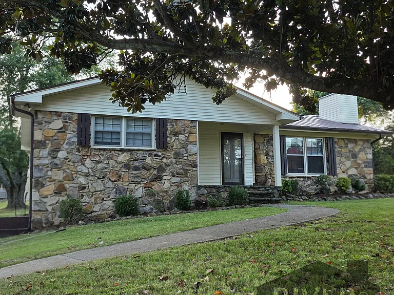 1233 Ridge Dr — Photo 1