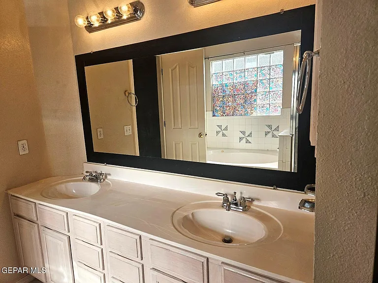 12604 Sun Terrace Ave — Photo 17