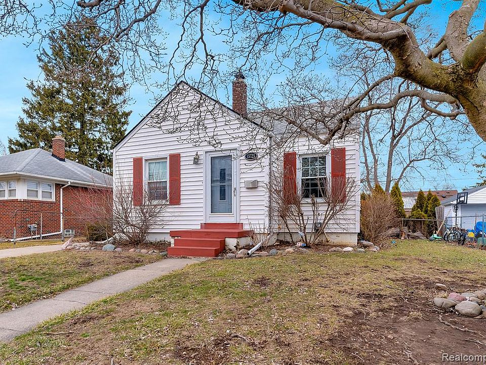 15725 Evergreen Ave, Eastpointe, MI 48021 Zillow