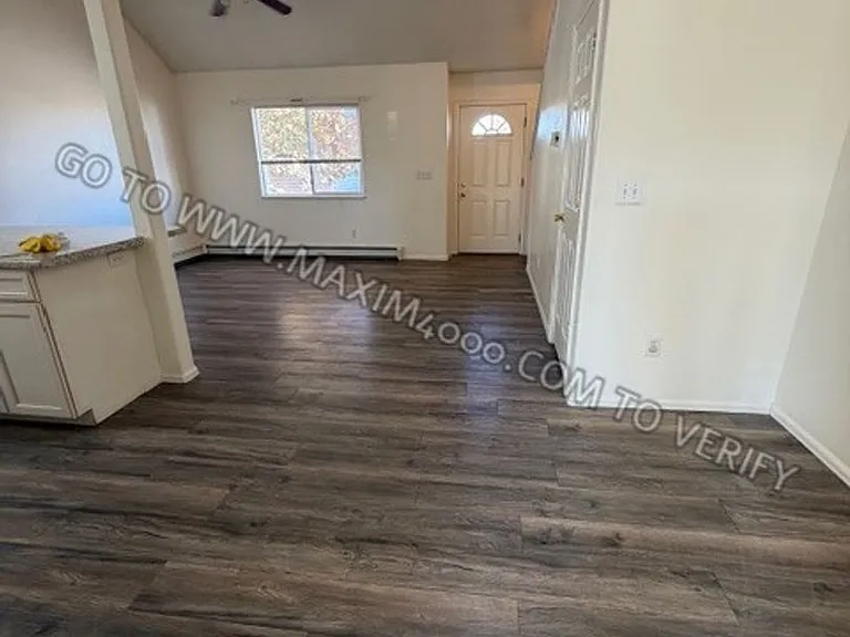 483 David Ct — Photo 7