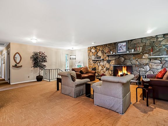 5th image of 47 Bonaventure Ave