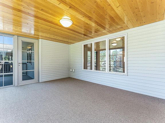 5th image of 139 S Aquila Ct