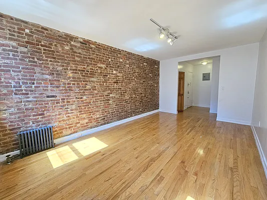 Rented by Sovereign Associates | media 1