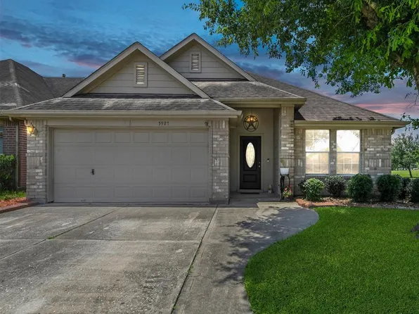 5927 Sandy Creek Drive, Baytown, TX 77523