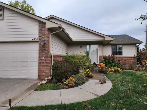 4330 N Dellrose Cir, Wichita, KS 67220