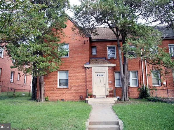 4009 9th St NE, Washington, DC 20017