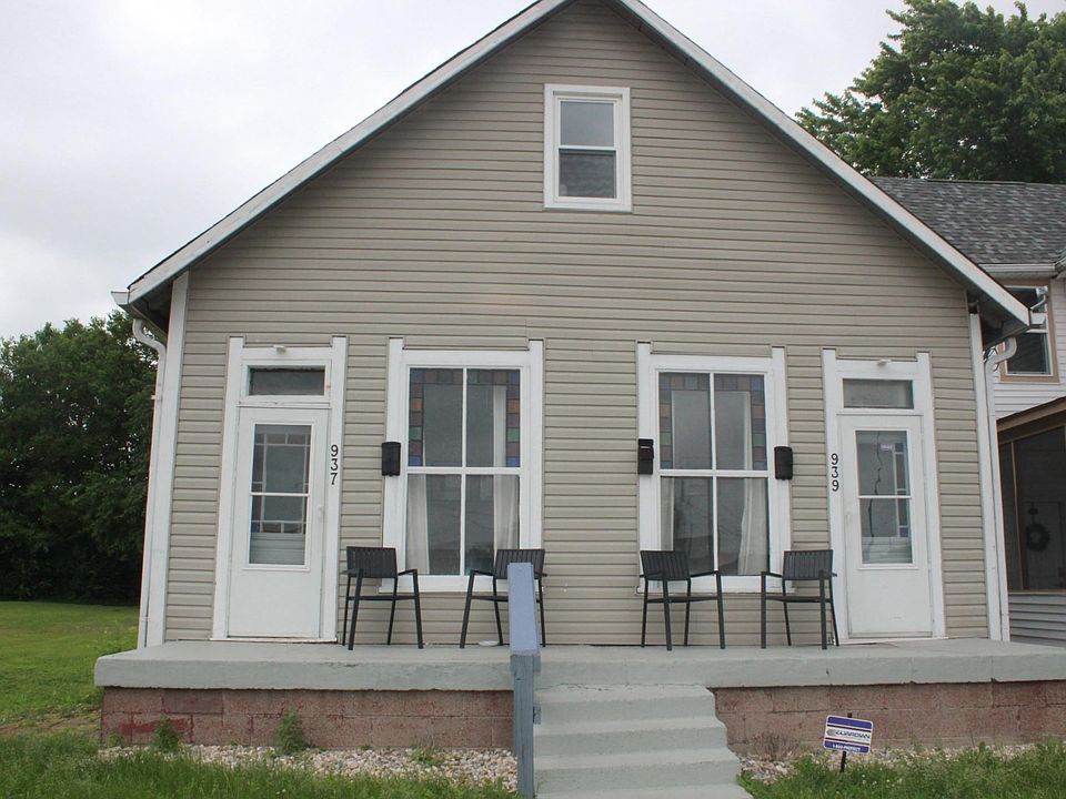 1st image of 937 Church St