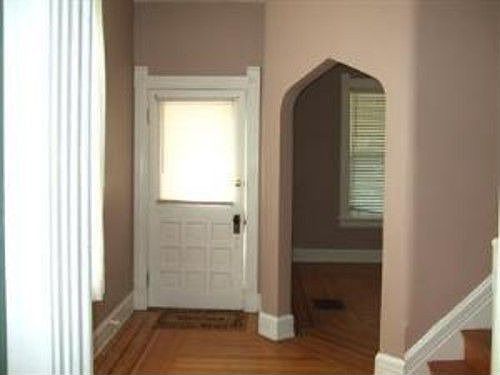2nd image of 4016 Elsmere Ave