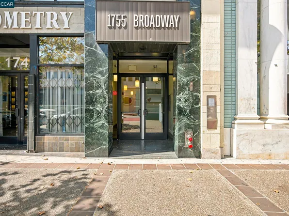 1755 Broadway APT 23, Oakland, CA 94612