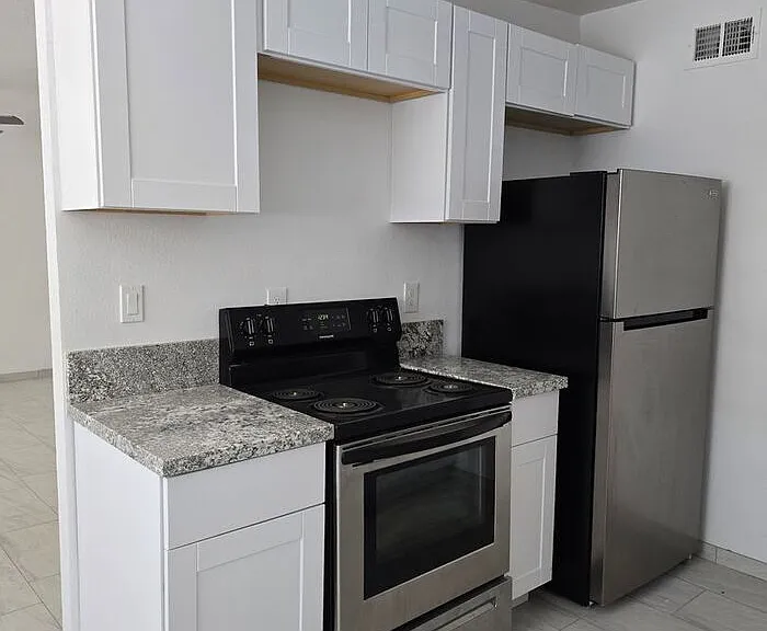 511 N Iroquois Ave #B — Photo 7