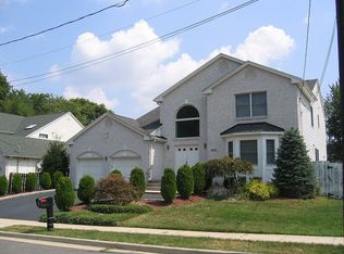 160 Lund Ave, Edison, NJ 08820