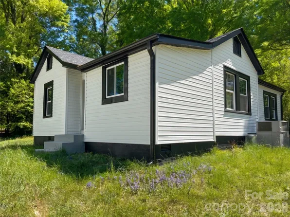 307 Ervin Dr, Cherryville, NC 28021