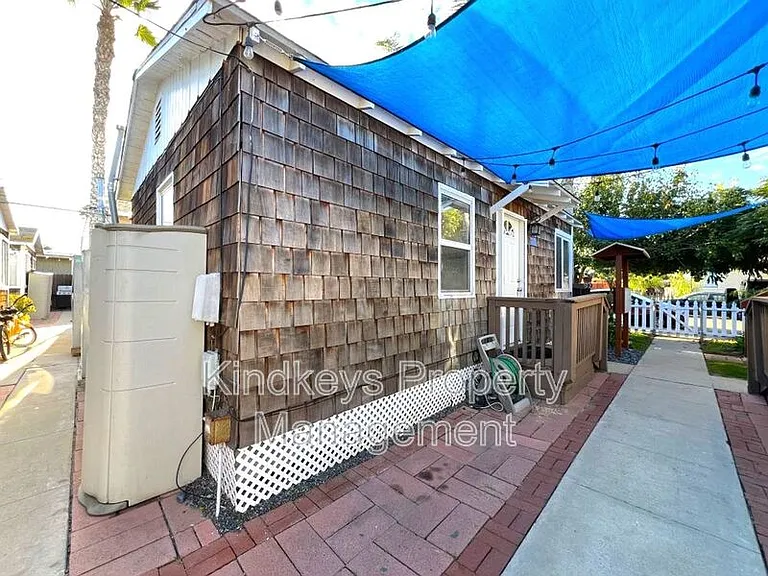 5042 Muir Ave — Photo 12