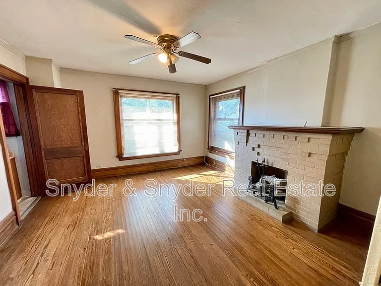27 Casterton Ave #1 — Photo 12