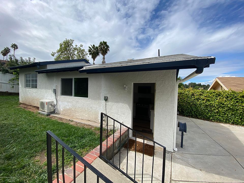 1st image of 6208 Burwood Ave
