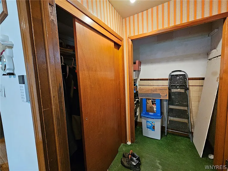 127 Langner Rd #LOWER — Photo 12
