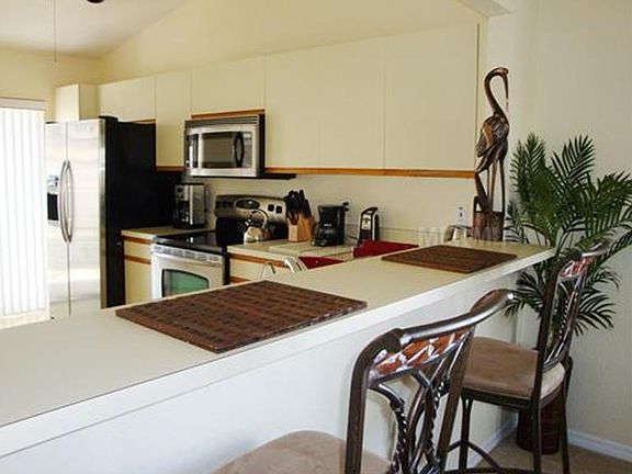 2nd image of 3920 Bal Harbor Blvd #D