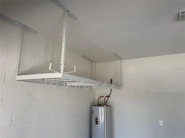 White Sanderling Ct — Photo 24