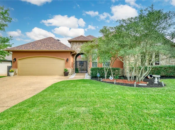 2073 Ravenstone Loop, College Station, TX 77845