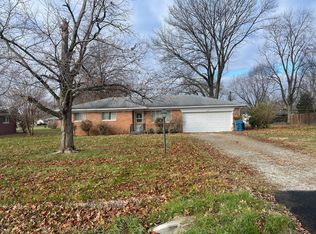 8112 Rahke Rd, Indianapolis, IN 46217