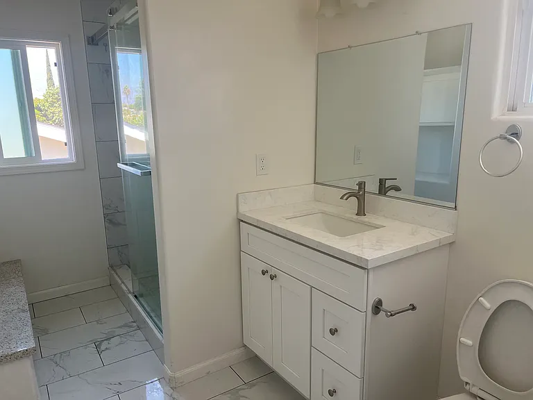 Delta Ave — Photo 11