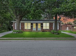 10850 Kingbee Pl, Saint Ann, MO 63074