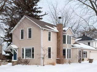 519 Warner Ave, Lemont, IL 60439