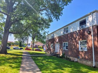 37B 16th Ave #B, Elmwood Park, NJ 07407