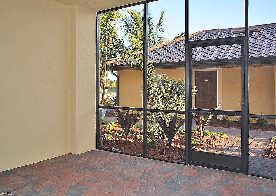 Front Lanai