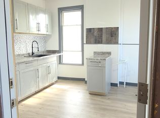 809 River St APT 5, Troy, NY 12180