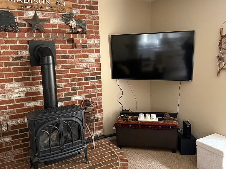 150 Meadows Dr — Photo 8