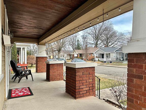 2nd image of 725 Bennighof Ave