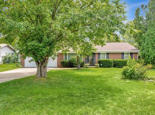 1916 David Dr, Champaign, IL 61821