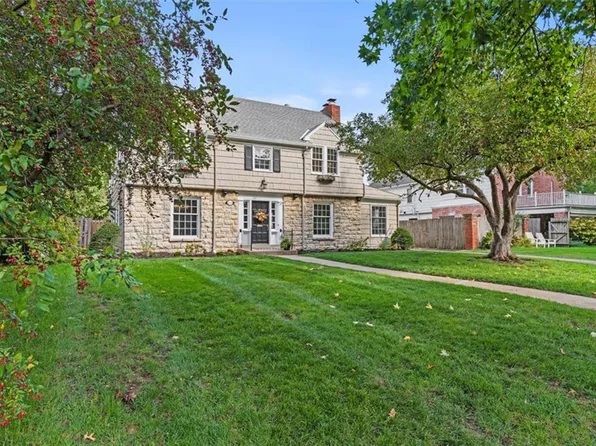 1202 W 62nd St, Kansas City, MO 64113