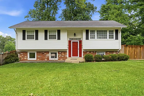 14407 Oakvale St Photo 1