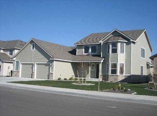 10111 Grandview Ln, Kennewick, WA 99338