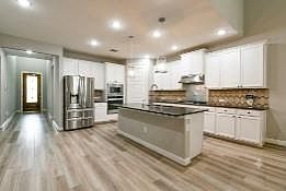 4th image of 2034 Woodland Pine Ct