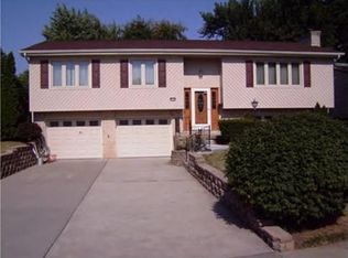 4154 N Buckingham Dr, Decatur, IL 62526