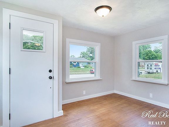 3rd image of 2019 Homewood Ave