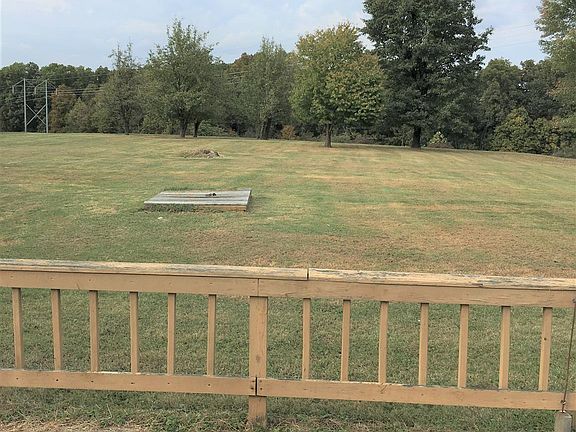 4th image of 3173 E State Road 54