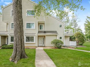33 Foxtail Ln, Monmouth Junction, NJ 08852