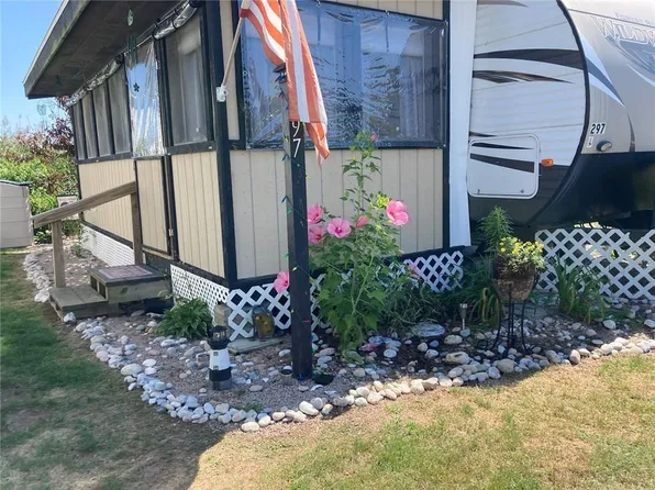 297 East Dr, Wakefield, RI 02879