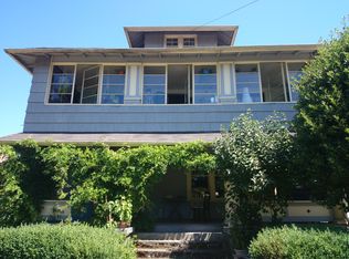 1502 27th Ave, Seattle, WA 98122