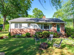 8111 Bainbridge Rd, Alexandria, VA 22308